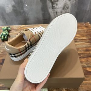 Burberry Vintage Check and Leather Sneakers - BS08