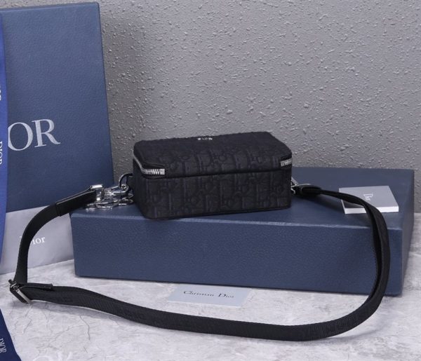  Dior Pouch With Strap - DM16