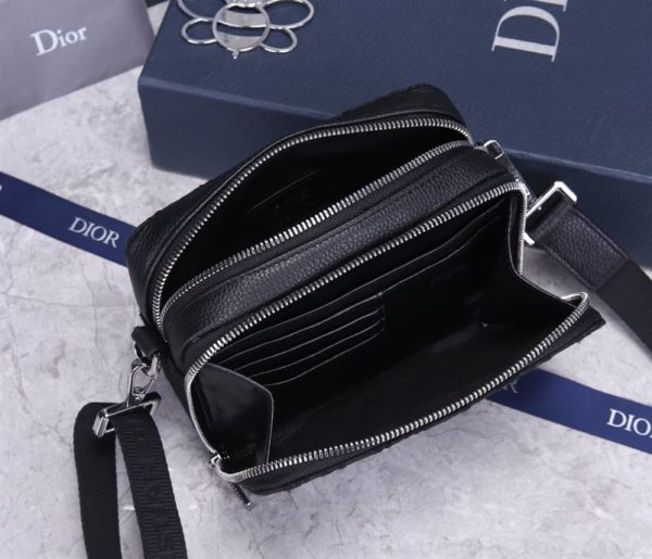  Dior Pouch With Strap - DM16