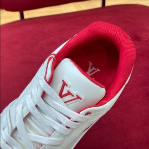 Louis Vuitton Trainer Sneakers - LS08