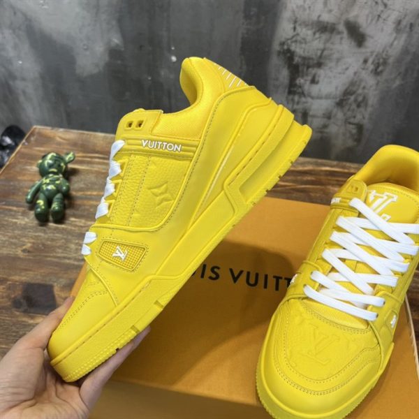 Louis Vuitton Trainer Sneakers - LS14