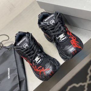 Balenciaga Runner Graffiti Trainers Sneakers - GS01