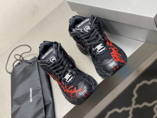 Balenciaga Runner Graffiti Trainers Sneakers - GS01