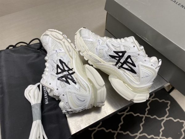 Balenciaga Runner Graffiti Trainers Sneakers - GS02