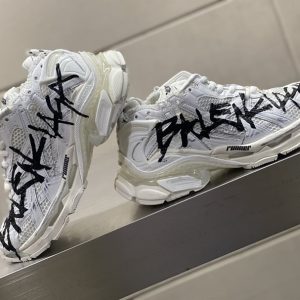 Balenciaga Runner Graffiti Trainers Sneakers - GS02