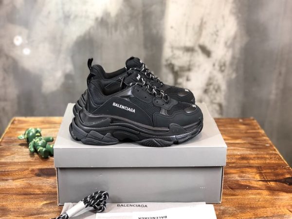 Balenciaga Triple S Trainers Sneakers - GS32