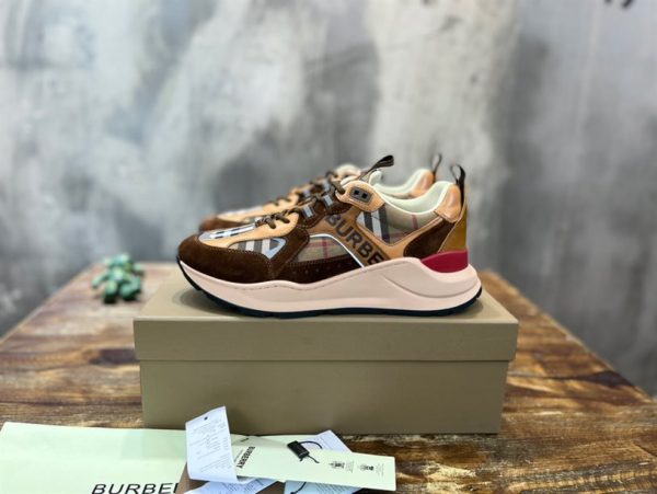 Burberry Logo Print Check and Suede Sneakers – BS24