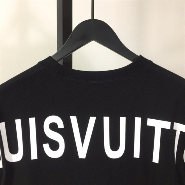 Louis Vuitton T-shirt - LT09