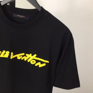 Louis Vuitton T-shirt - LT11