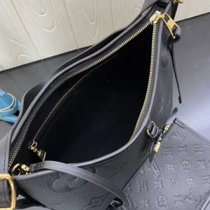 Louis Vuitton CarryAll PM Bag - LH22