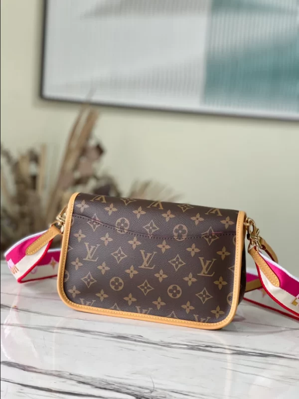 Louis Vuitton Diane Bag - LH29