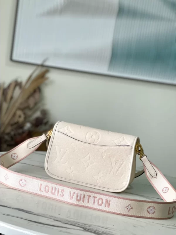 Louis Vuitton Diane Bag - LH31