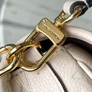 Louis Vuitton Diane Bag - LH31