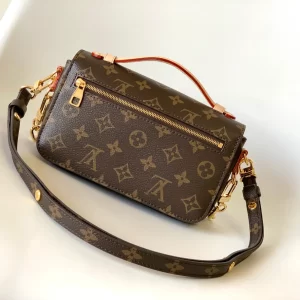 Louis Vuitton Pochette Métis East West - LC16