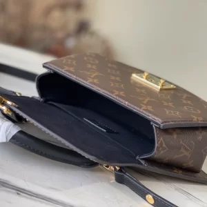 Louis Vuitton Tilsitt Bag - LH20