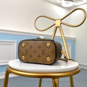 Louis Vuitton Vanity PM Bag - LC05