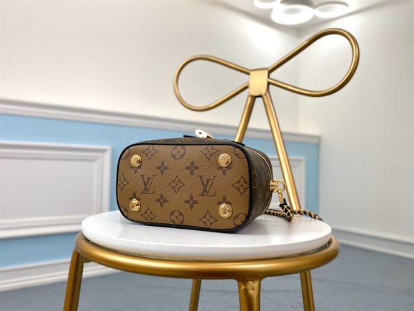 Louis Vuitton Vanity PM Bag - LC05