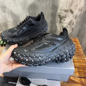 Balenciaga Bouncer Screw Sneaker In Black Mesh and Nylon - GS37