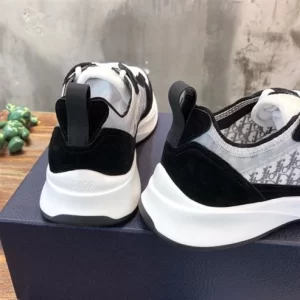 Dior B25 Runner Sneaker - DS18