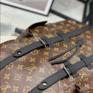 Louis Vuitton Christopher MM Backpack - LP10