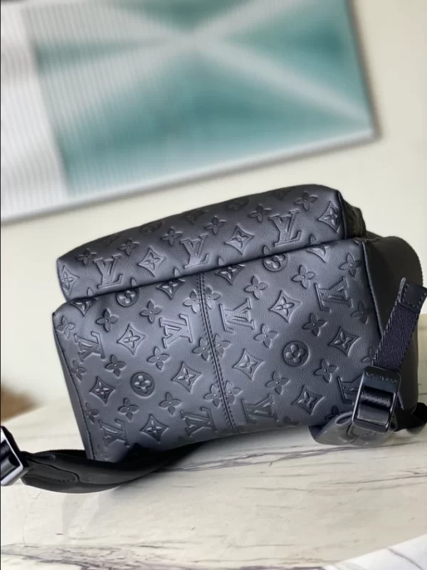 Louis Vuitton Discovery Backpack - LP02