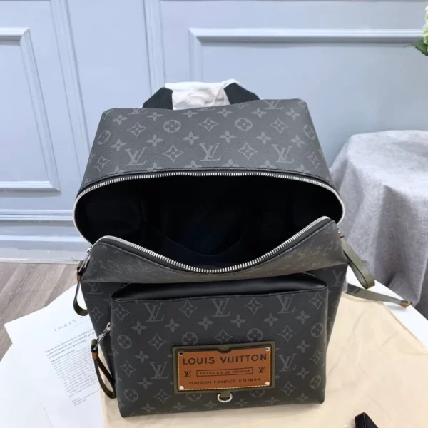 Louis Vuitton Discovery Backpack - LP19