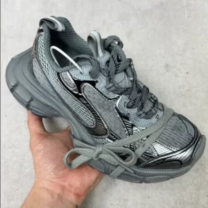 Balenciaga Men's 3XL Sneaker In Grey - GS38