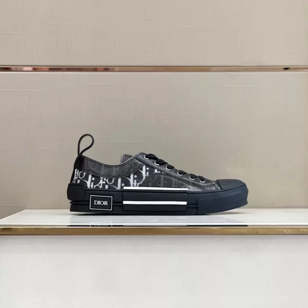 Dior B23 Low-Top Sneaker In Black - DS24