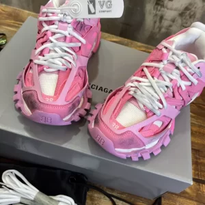 Balenciaga Track Sneaker In Pink - GS66