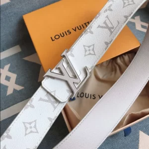 Louis Vuitton Initiales 40MM Reversible Belt - LB11