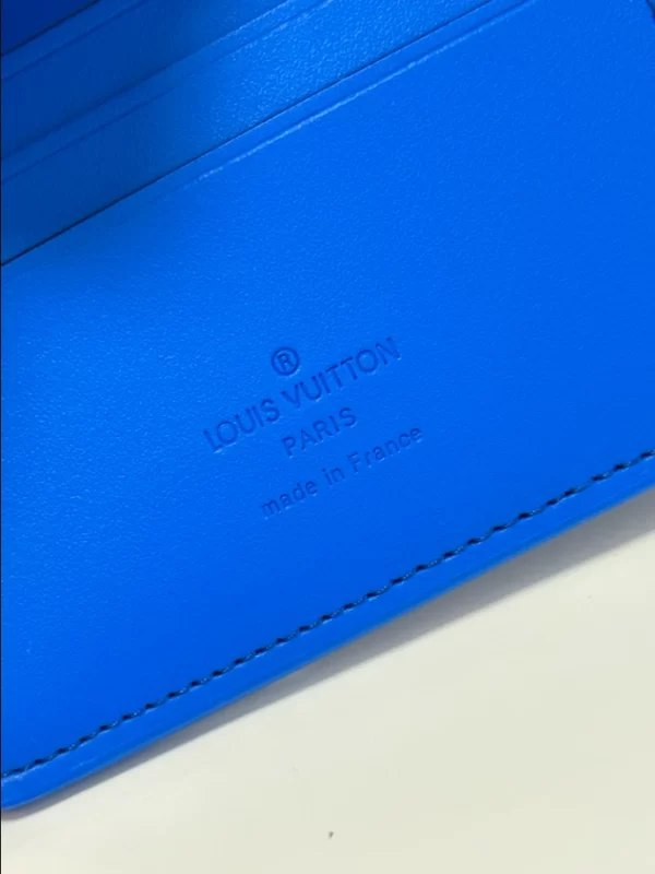 Louis Vuitton Multiple Wallet In Blue - LW05