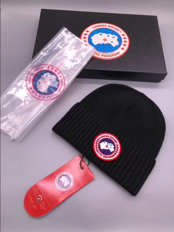 Canada Goose Arctic Toque Beanie