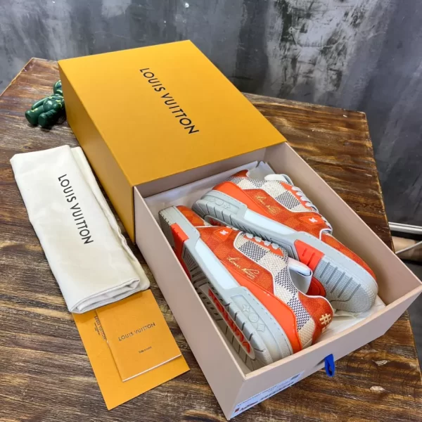 Louis Vuitton Trainer Sneaker In Orange - LS66