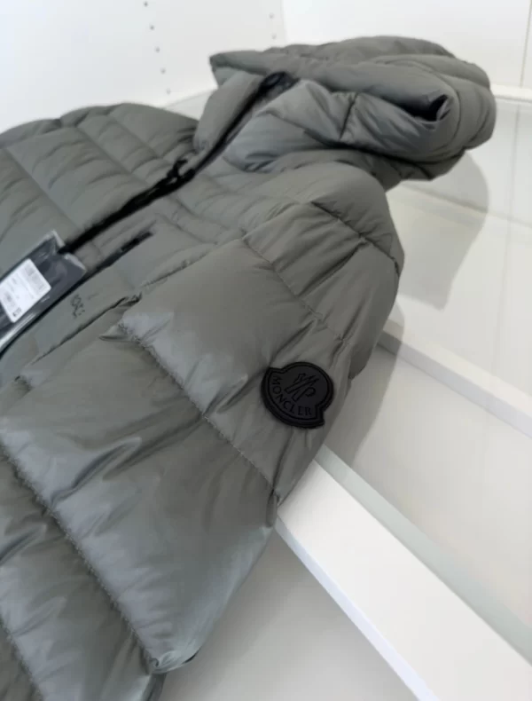 Moncler Short Down Jacket - MK07