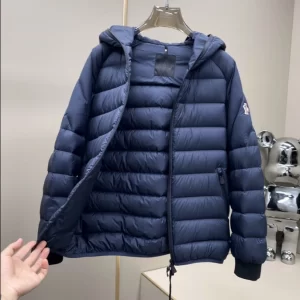 Moncler Short Down Jacket - MK08