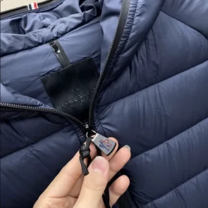 Moncler Short Down Jacket - MK08