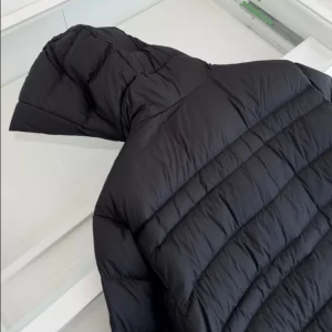 Moncler Short Down Jacket - MK11