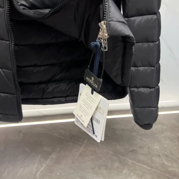 Moncler Short Down Jacket - MK17