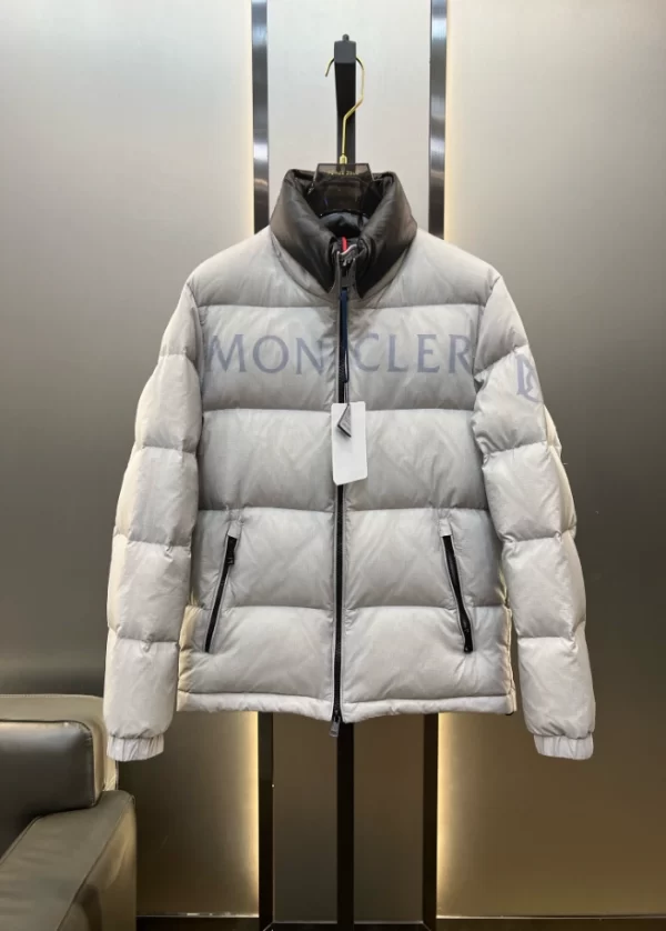 Moncler Short Down Jacket - MK19