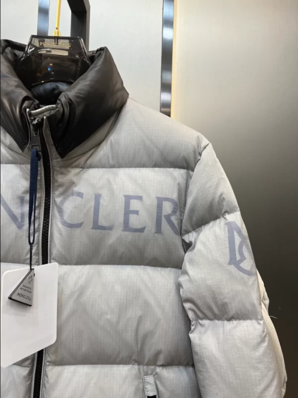 Moncler Short Down Jacket - MK19