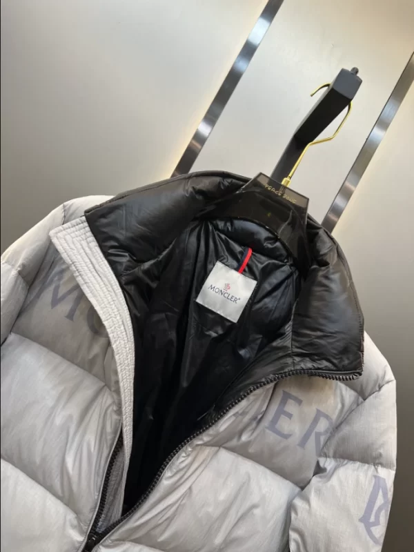 Moncler Short Down Jacket - MK19