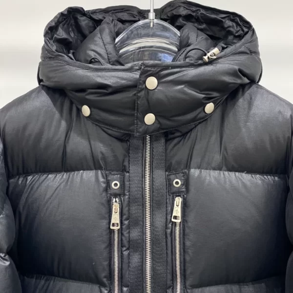 Moncler Short Down Jacket - MK22