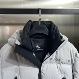 Moncler Short Down Jacket - MK30