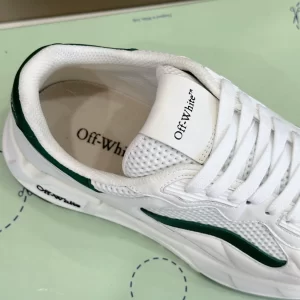 Off-White Kick Off Sneaker - WS05