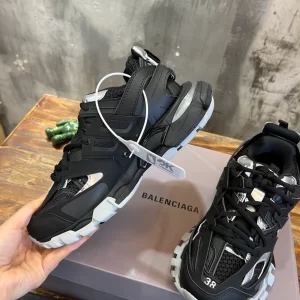 Balenciaga Track Sneaker In Black and Silver - GS70