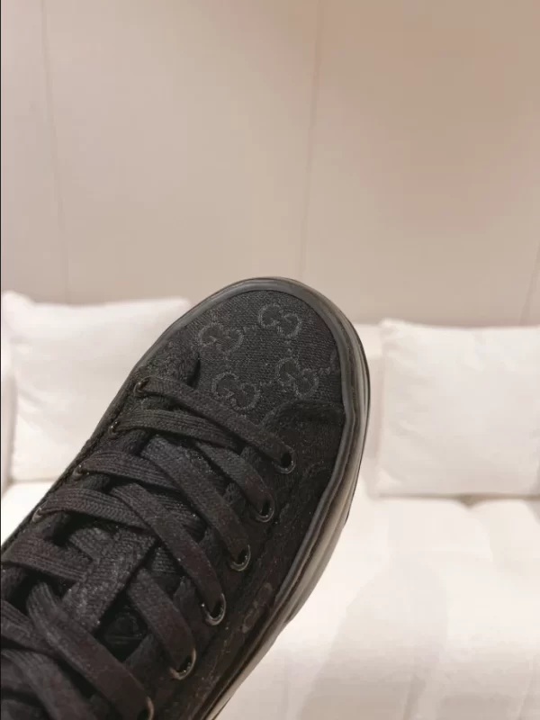 Gucci High-Top Sneaker - CS41