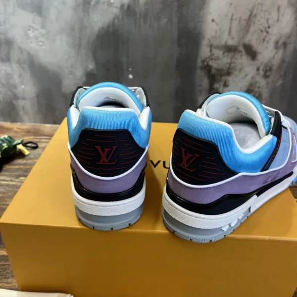 Louis Vuitton Trainer Sneaker In Blue - LS85