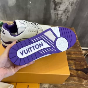 Louis Vuitton Trainer Sneaker - LS78