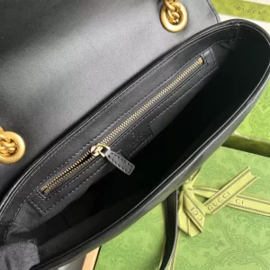 GG Marmont Small Shoulder Bag - GH31