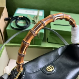 Gucci Diana Small Shoulder Bag - GH43